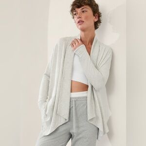 Athleta Pranayama Restore Wrap M Light Grey Heather
